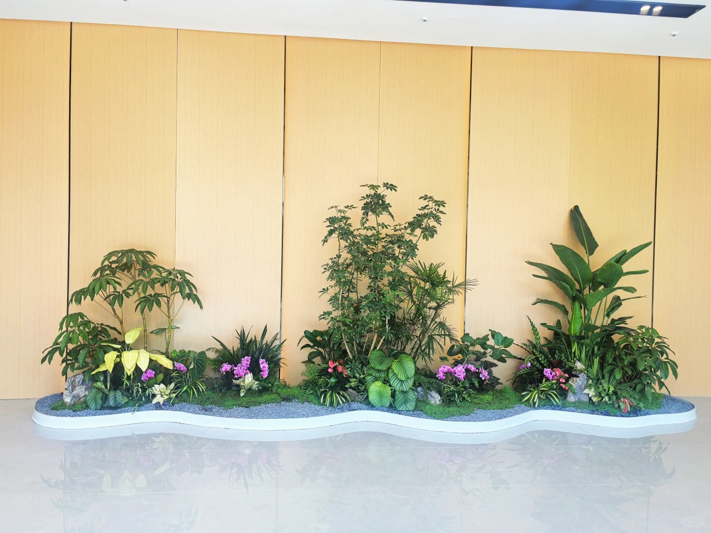 专业打造前湾绿化修剪,守护城市的绿色风景线